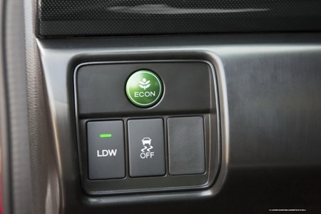 Hình ảnh xe Accord 2013 phiên bản hybrid sạc điện (PHEV):